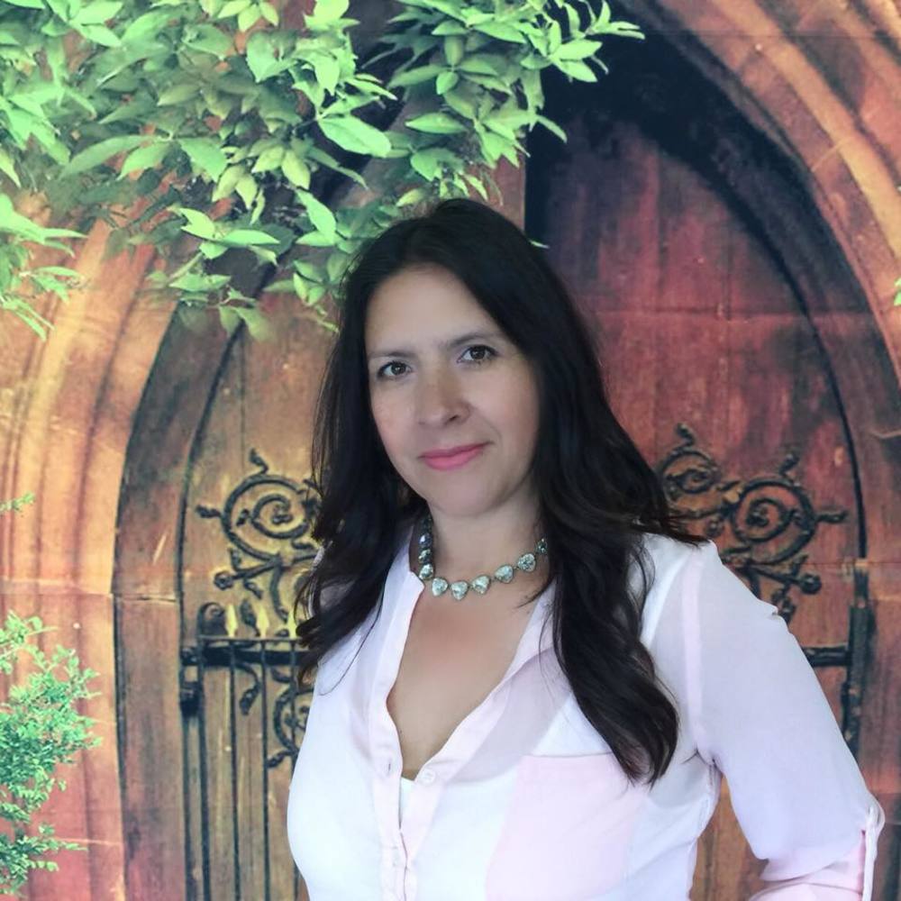 Meet your Posher, Gabriela